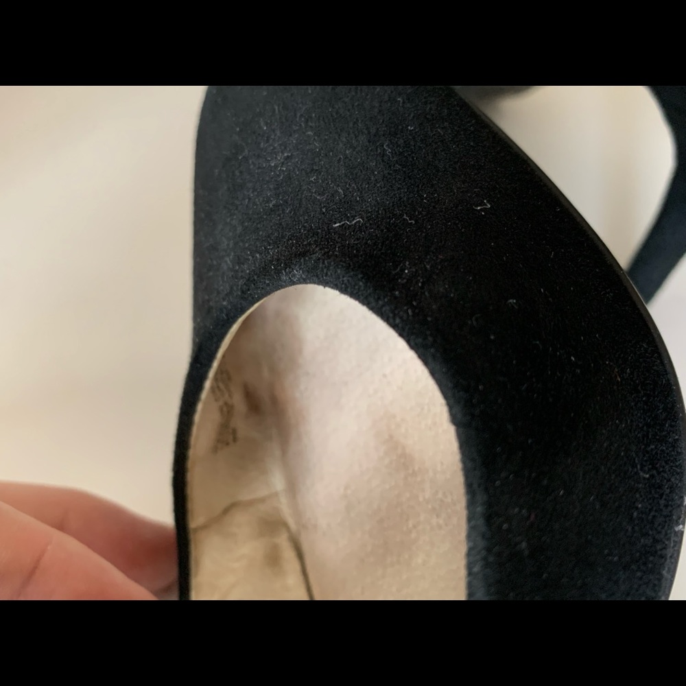 Shoes - Picture 3 of 3